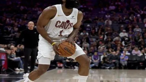 胡金秋高效贡献26分11篮板7助攻，孙铭徽22分5篮板6助攻，杨瀚森半场发力助广厦胜青岛